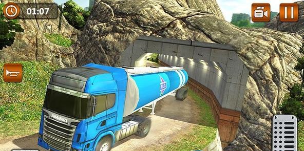 ͹޳˾ϷֻأOil Tanker Truck Transport Driver  v2.3 screenshot 1
